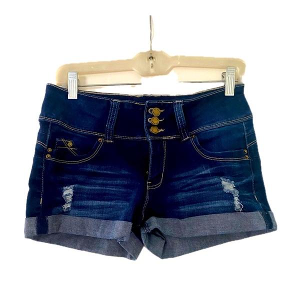 YMI WannaBettaButt Distressed Denim Dark Blue Shorts, Juniors, Size 5 - Picture 2 of 6